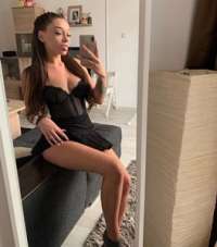 Anamur'daki Doğal Güzelliği: Işıl Işıl Parlayan Escort Bayan