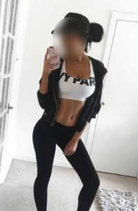 Escort Mezitli Escort Yenişehir'nin Zarif ve Tutkulu Bayanı