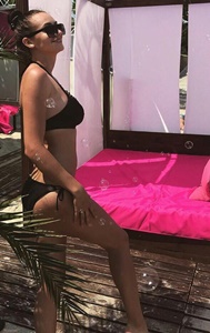 Özgürlüğün Sınırlarını Aşın: Akdeniz Esmer Güzeli Eskort Bayan